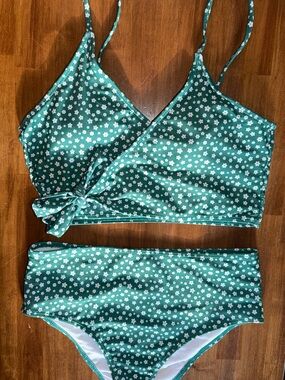 Green Floral Two-Piece Bikini Set